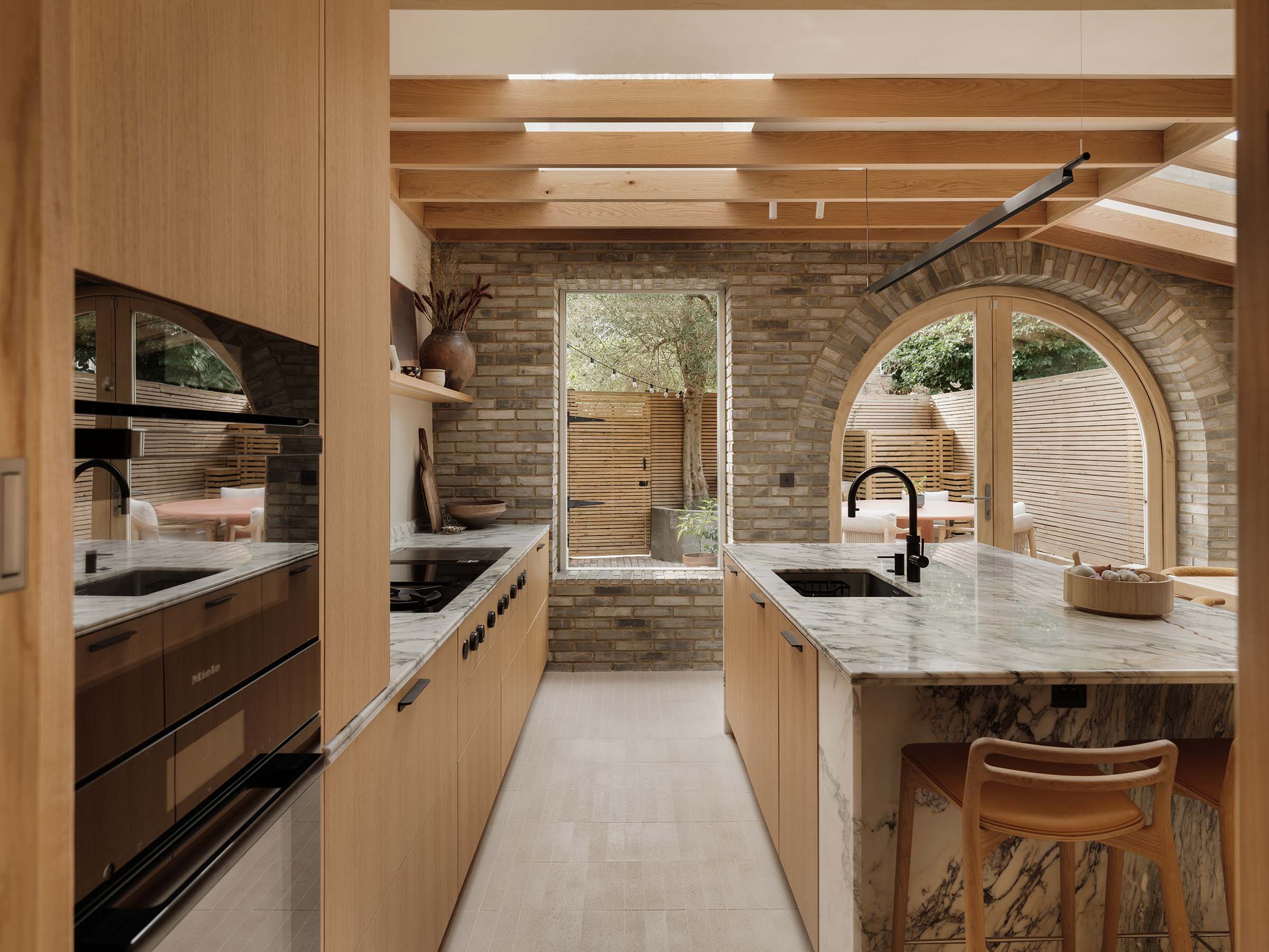 kitchen extension in Islington by Architecture for London