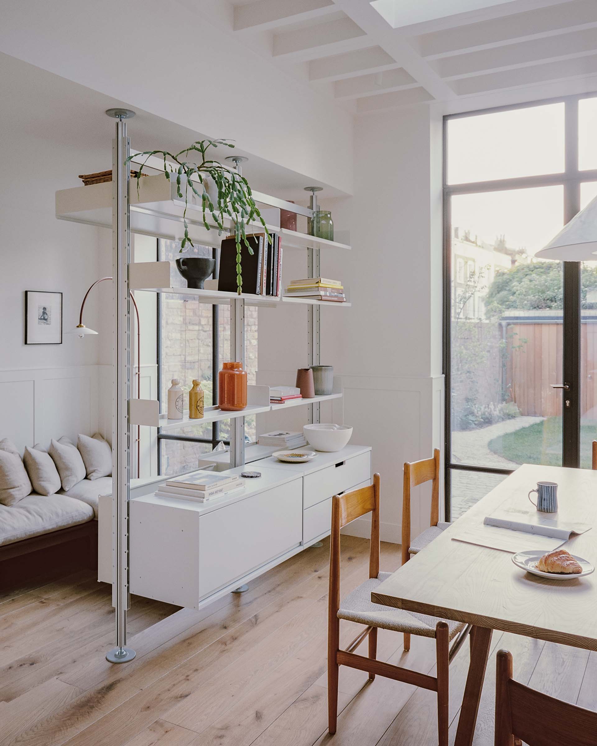 dining room snug extension with window seat, crittal windows and shelving